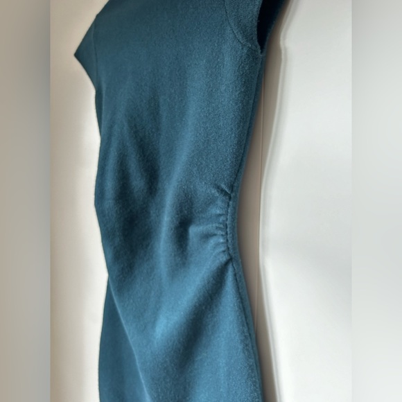 Fitted soft Zara dress - Picture 2 of 3